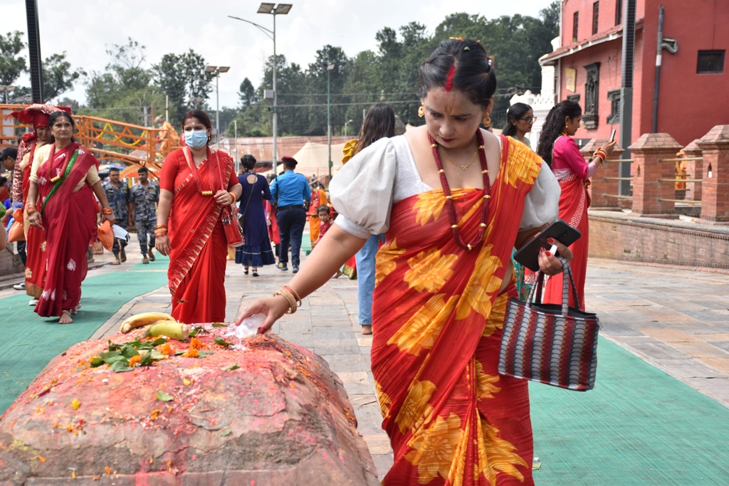 पूर्णपात्र, गोदान गरी तीजकाे समापन